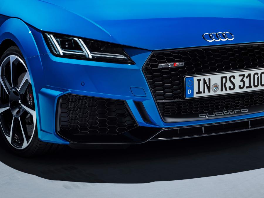 Детали экстерьера Audi TT RS Coupe (8S) 2019 года  (WW) (фото 26 из 62)